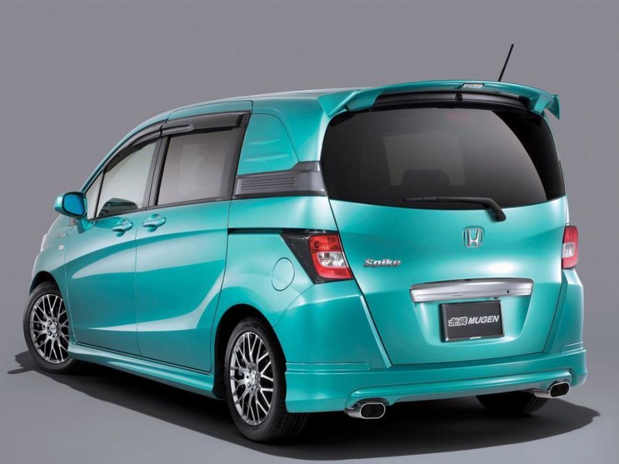  Honda Freed Spike by Mugen 2010 года  (фото 4 из 4)